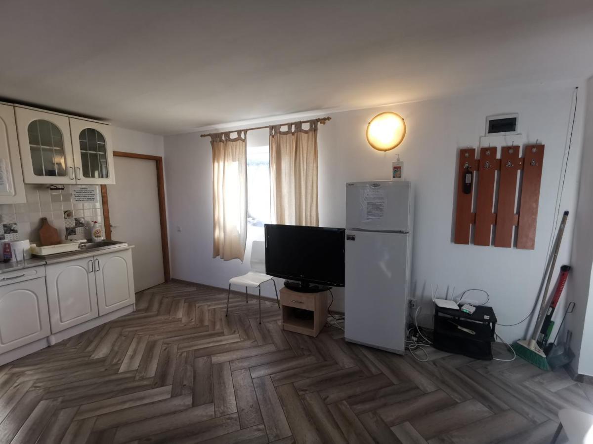Vila Cabanuta Fara Fite Provita de Jos Exteriér fotografie